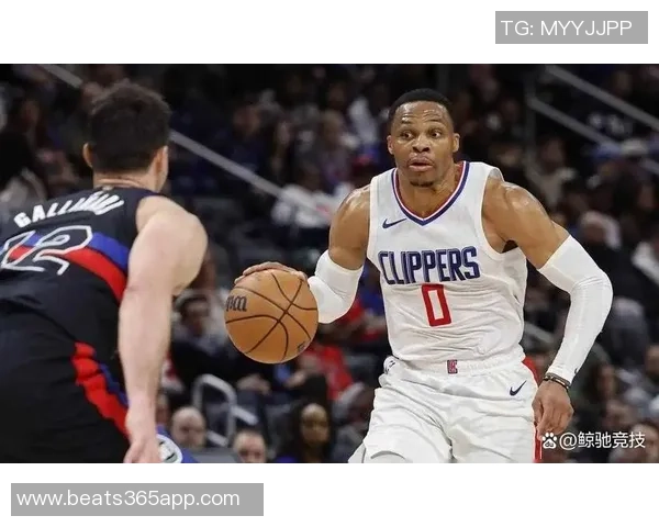 国王记者透露威少加盟机会大增薪资谈判成功或将达成合作 国王记者透露威少加盟机会大增薪资谈判成功或将达成合作